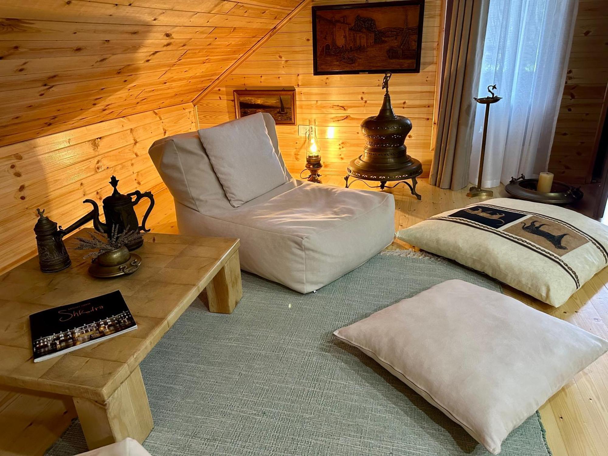 Vila Lulebore Velipojë Buitenkant foto